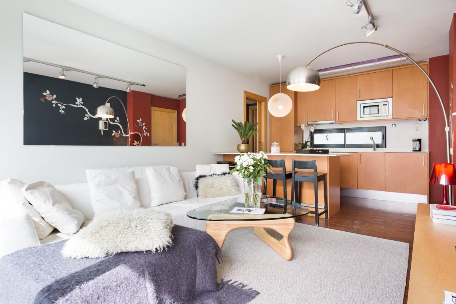 Apartment My Space Emirates - Executive With Private Balcony Barcelona