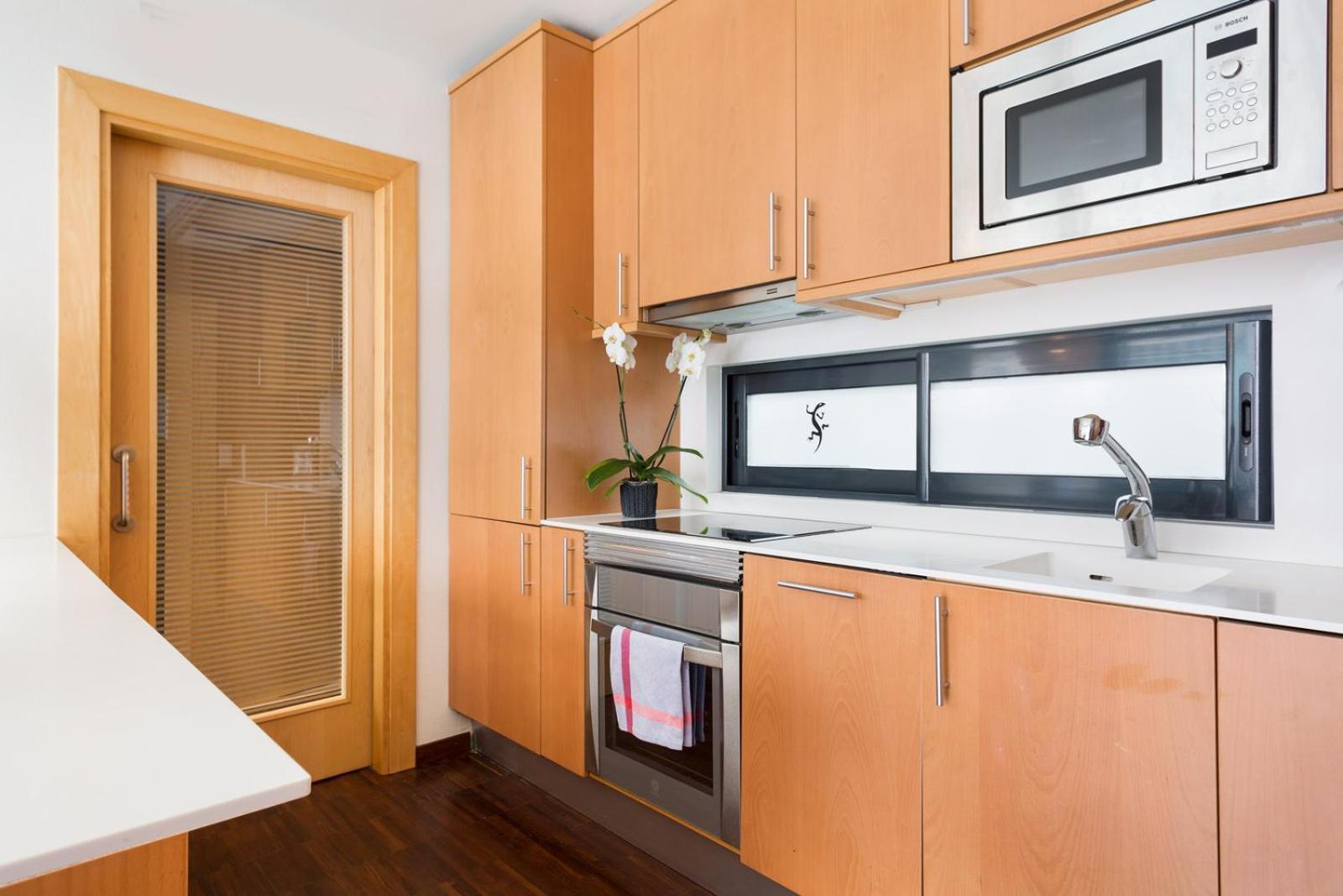 My Space Emirates - Executive With Private Balcony Apartment *