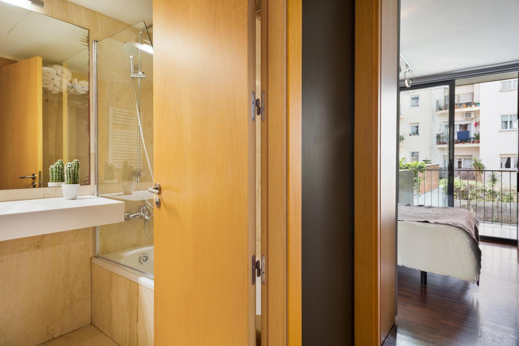 Apartament My Space Emirates - Executive With Private Balcony